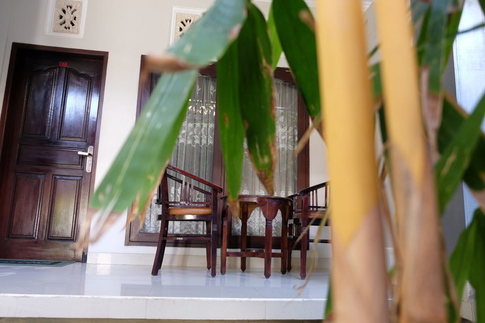 Palm Garden Kuta Hotel กูตา ภายนอก รูปภาพ